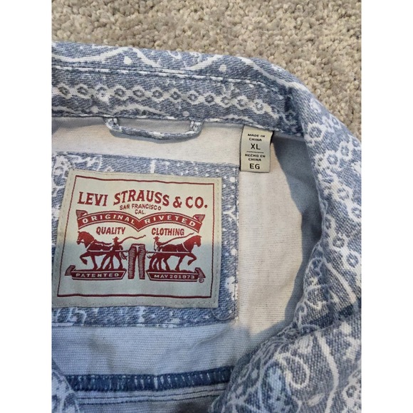 Levi's Lightweight Trucker Shirt Jacket Denim Light Blue Bandana Men's Size XL - Picture 2 of 16
